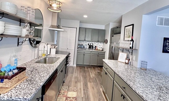 Kingman House | The Eagle's Nest