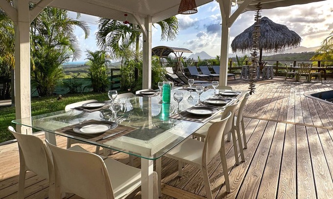 Sainte-Luce Villa | The elegant Villa Cocoon * and its bungalow with superb 180 ° sea views