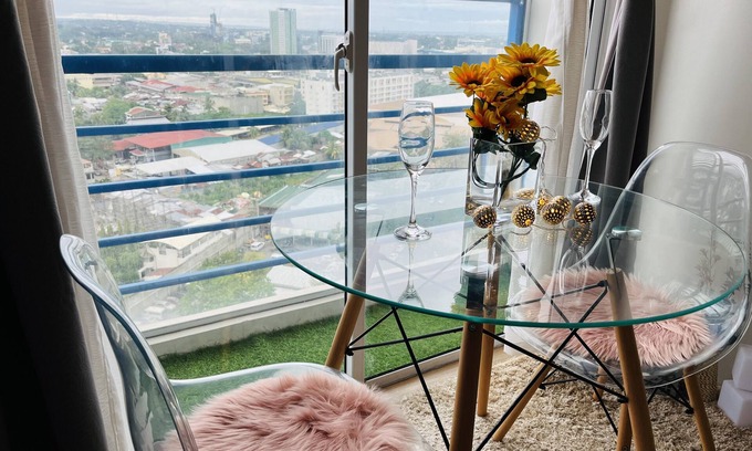 Cagayan de Oro Apartment | The Elevated Abode - ComfyCosy Studio at The Loop
