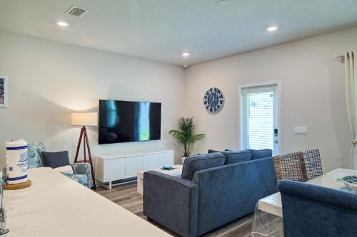 Gulf Breeze House | The Emerald Paradise