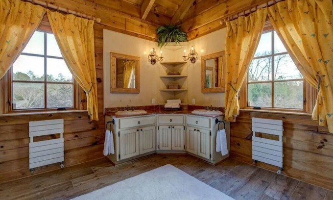 Blythewood Cabin | The Enchanted Acres Estate