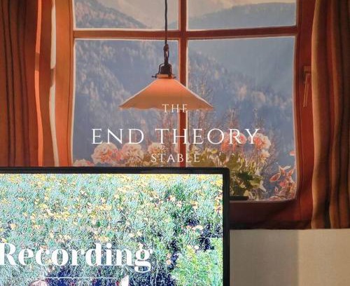 Suwon Apartment | The End Theory