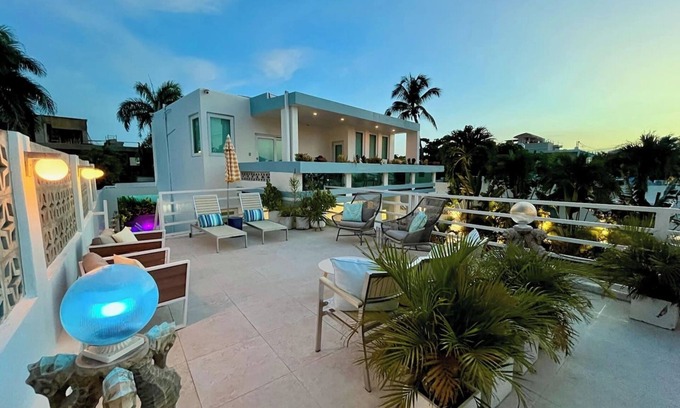 Ocean Park Villa | The entire property is a lush tropical paradise perfect for entertaining and relaxing.