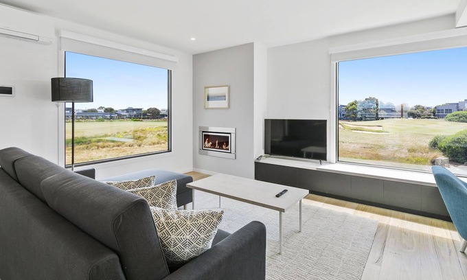 Torquay House | The Fairway Club Torquay