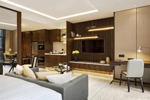 Yanta Qu Hotel | The Fairway Place, Xi'an - Marriott Executive Apartments