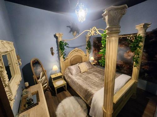 Monroe Apartment | The Fairytale Cottage at High Rock Castle