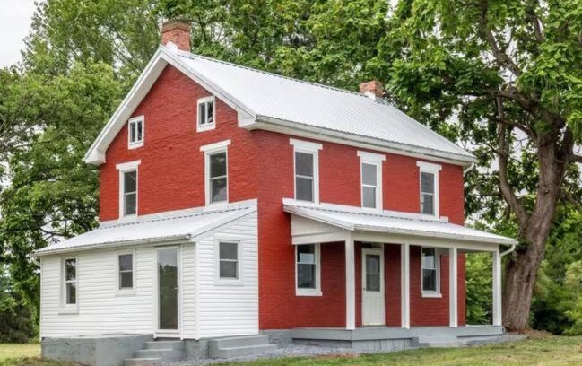 Uniontown House | The Farmhouse on Schottie