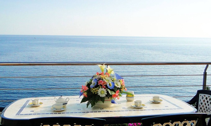 Llanca Apartment | The first coffee of the day on the terrace . - WiFi