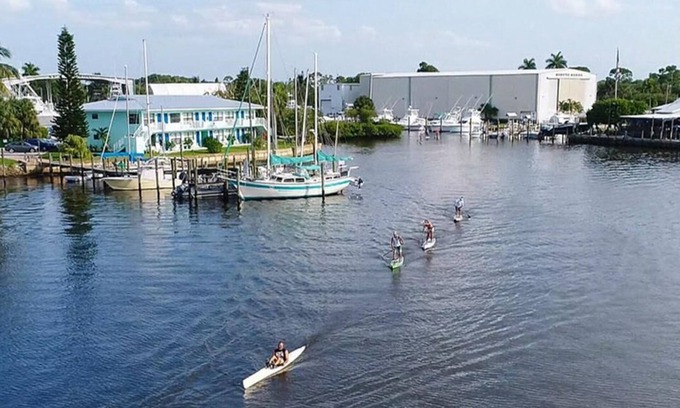 Stuart House | The Fish House In Historic Port Salerno - RV & Boat Trailer Parking Available!