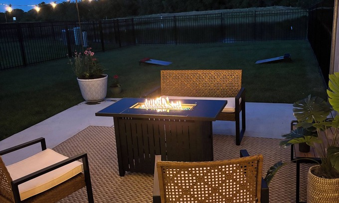 Wichita Condo | The Fly the Coop Dupe