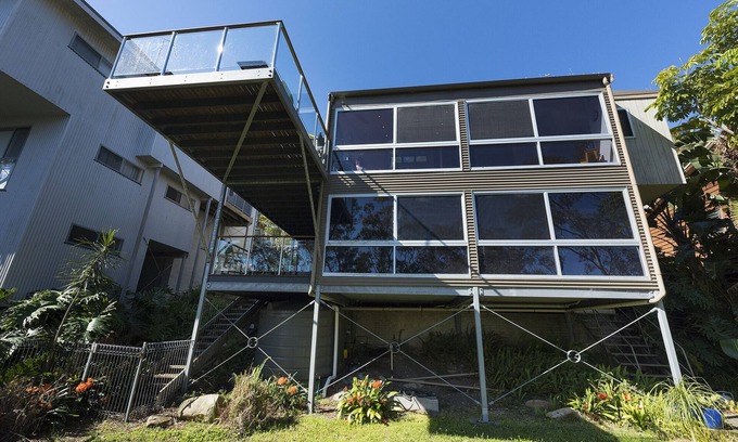 Green Point House | The Folly, Between the ocean & the lake