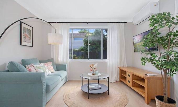 Forestville Apartment | The Forest Nest - private garden studio