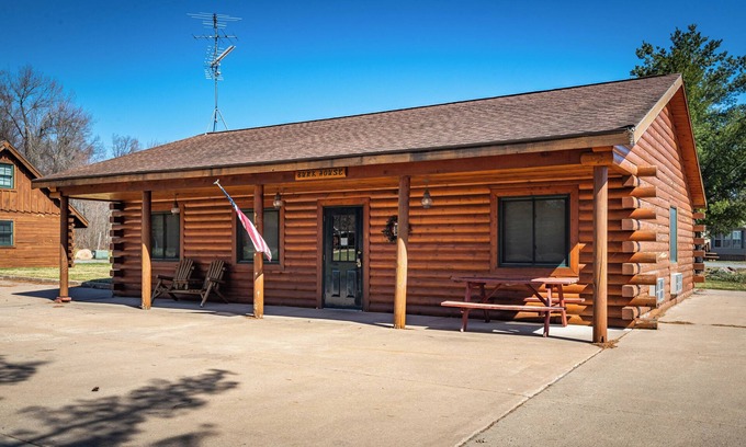 Neillsville Cabin | The Frat House at the Riviera Resort in Neillsville, Wisconsin!