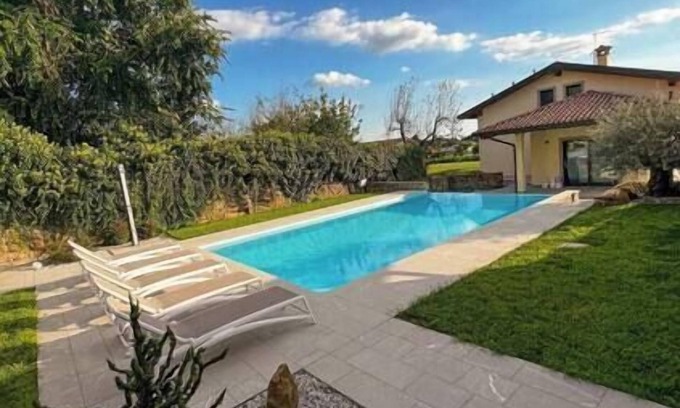 Cormons House | "The Freedom" Room with Pool View in Collio