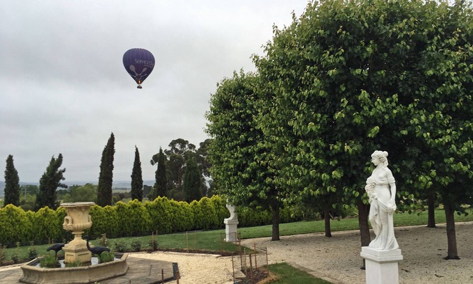 Yering Villa | The Gatehouse at Villa Raedward