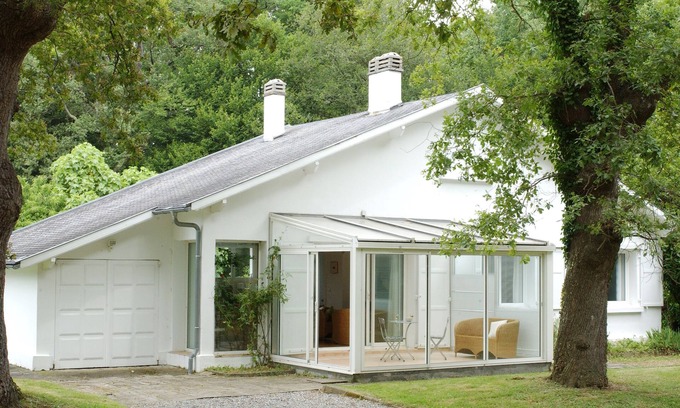 Jurancon House | The Gatehouse - Clos Mirabel