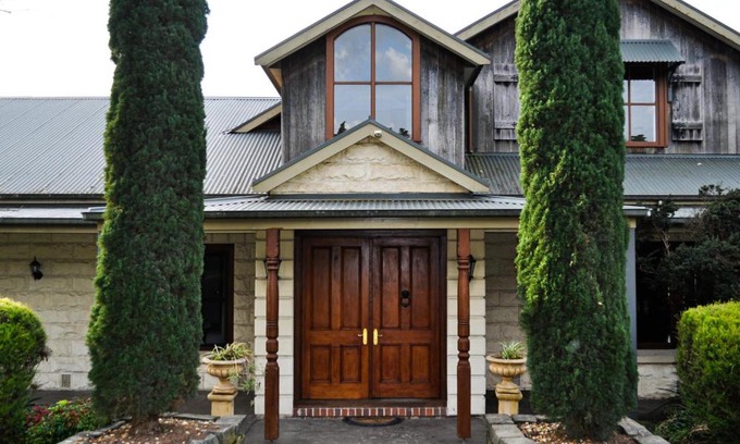 Yering House | The George at Yering