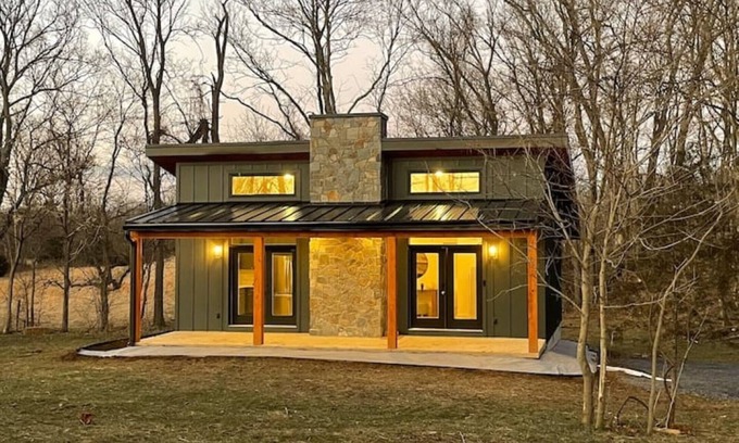 Shepherdstown Cottage | The Getaway Cottage at Rocky Marsh Farm