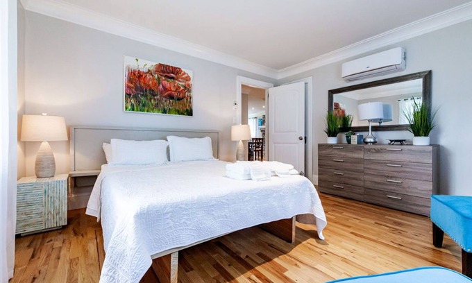 Golden Grove House | The Golden Grove Getaway/15 min to downtown Greenville