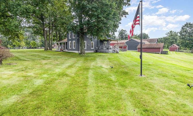 Wheeler Other | The Good Farm: Farmhouse + BarnBnB on 44 acres!