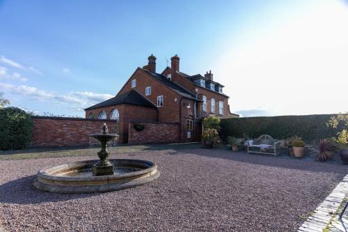 Broughton Hackett Apartment | The Granary at Humblebee Hall