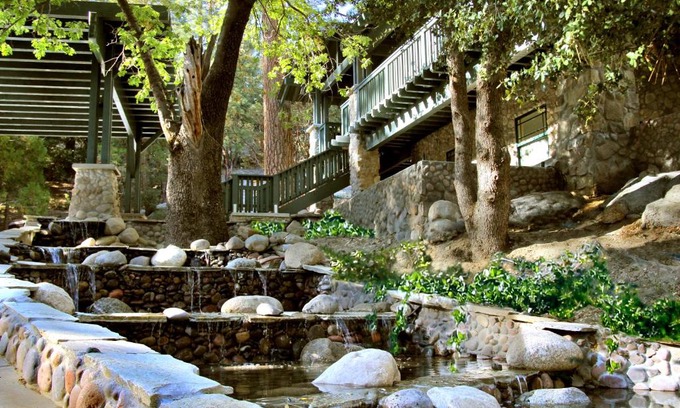 Idyllwild Bed & Breakfast | The Grand Idyllwild Lodge