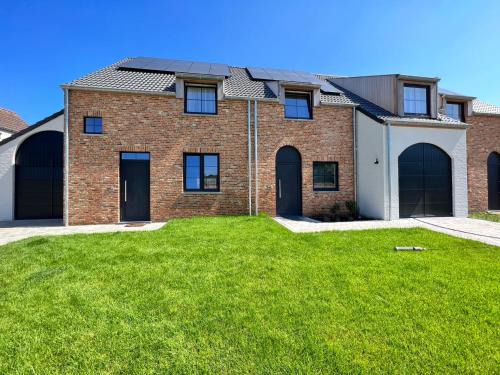Aalter House | The Green Mile