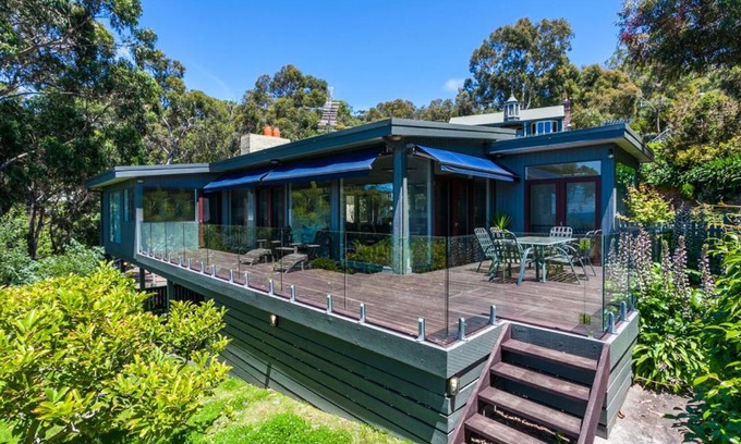 Lorne House | The Grove