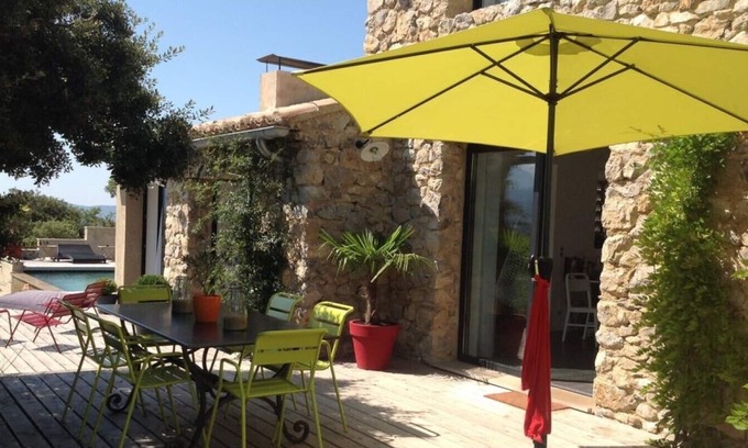 Puymeras House | The Guest House Getaway - In Provence
