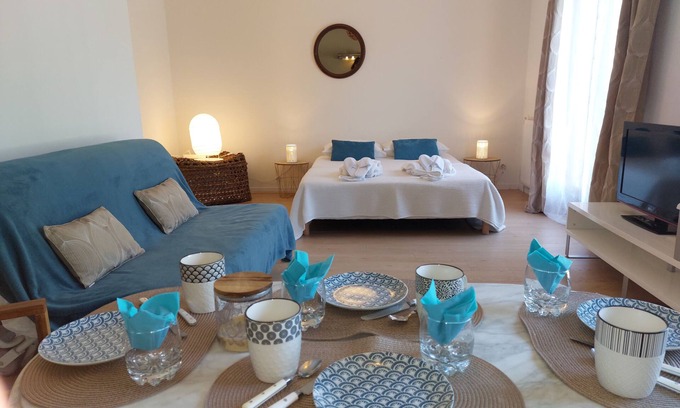 Noaillan Apartment | The Guest House BY LAVILLA25