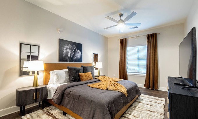 Nashville Condo | The Gulch Getaway - where Art meets Comfort
