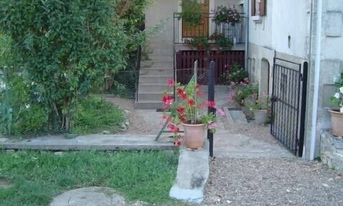 Sancerre Cottage | The halt of the tacot