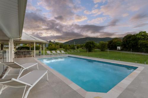 Craiglie Villa | The Hampton Lodge with private pool on 25 acres