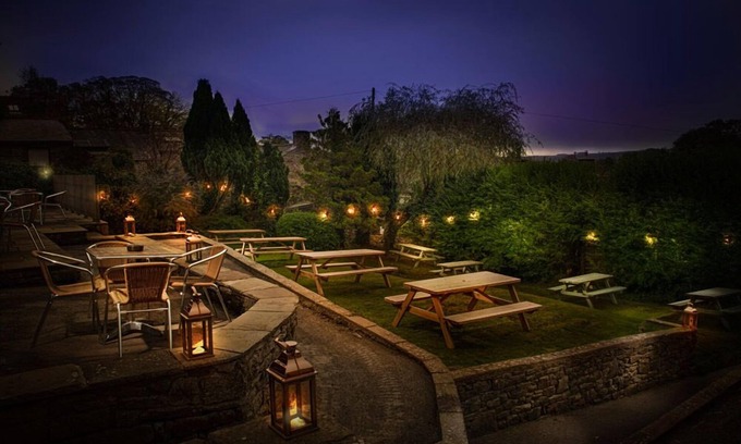 Giggleswick Hotel | The Harts Head