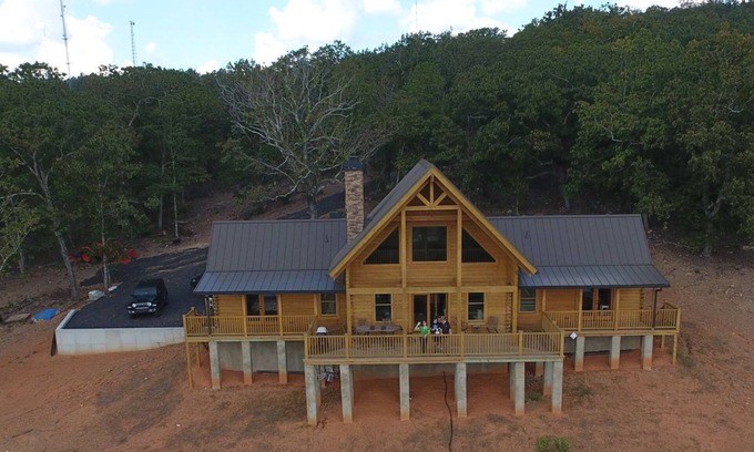 Shiloh Cabin | The Heights Cabin, solid wood log cabin with awesome views