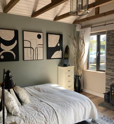 Glenties Apartment | The hide away