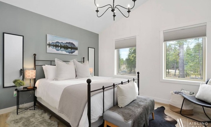 East Kootenay House | The Hideaway Hollow | Upscale | Games Room