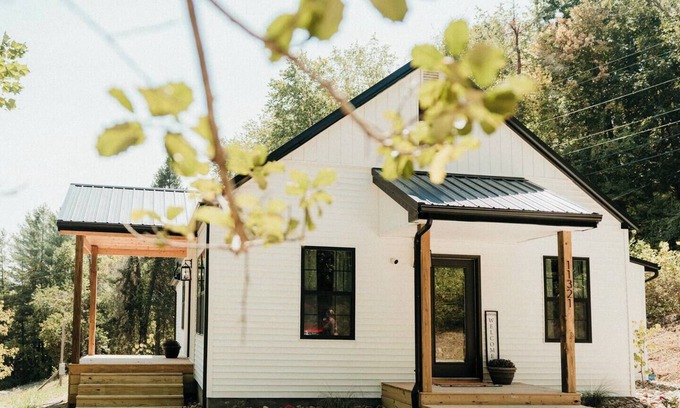 Bidwell Apartment | The Hideaway House