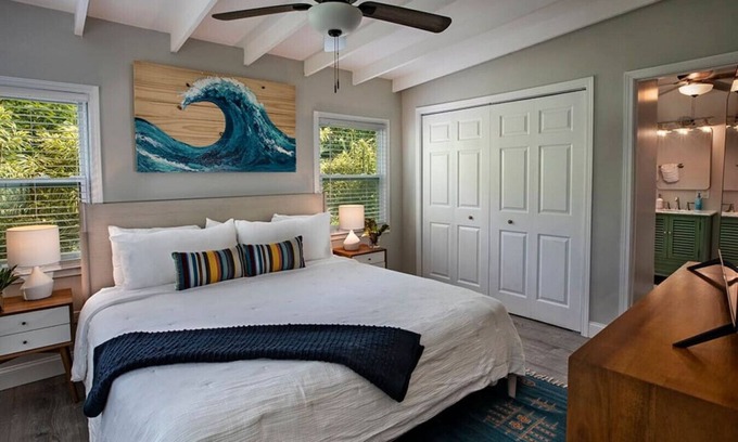 Estate Hull Cottage | The Hideaway Hull Bay Cottage 1