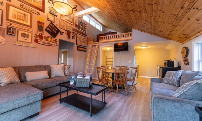 Alton Bay Cabin | The Hideaway, lake views & access sleeps 8 Now featuring AC Wi-FI and TV