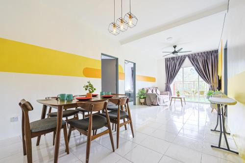 Brinchang Apartment | The Highland Nest-Cool Weather & Cozy 10 Pax Clover Home 8-23A