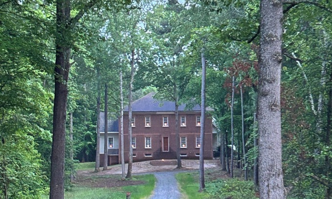 Beaverdam House | The Highroads - Designed by architect William Poole - Built in 2008