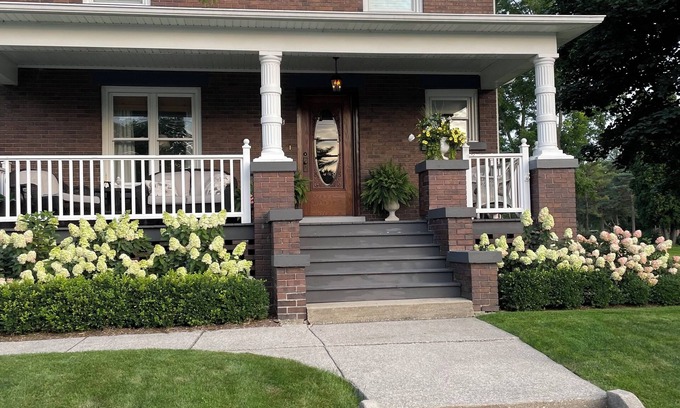 Frankenmuth House | The Historic Brownstone Haus, A Downtown location for Unforgettable Gatherings
