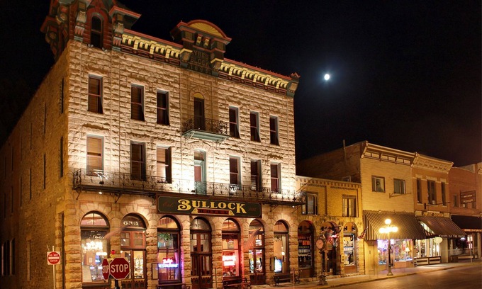 Deadwood Hotel | The Historic Bullock Hotel