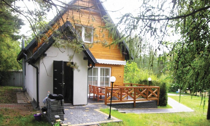 Szemud House | The holiday home is located on a large, fenced plot in the village of Kamie.