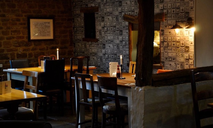 Southam Bed & Breakfast | The Hollybush Inn