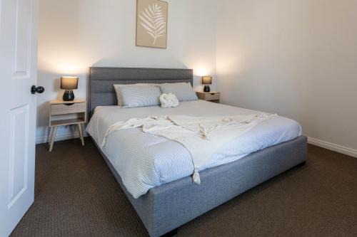 Quarry Hill Apartment | The Homely Retreat