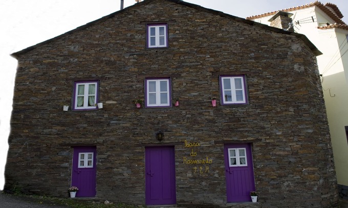 Pardieiros Cottage | The House of Rosemary, Charming Hut