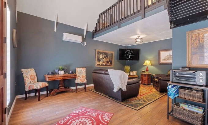 Far North Central House | The Huntsman - Doordashable TX Hill Country!n