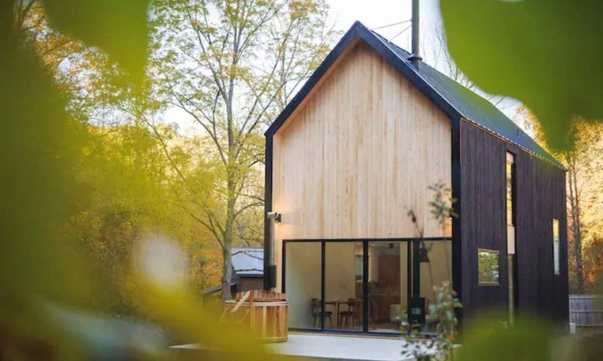 Hendersonville House | The Hutch - Modern Scandinavian w/Wood-Fired Tub 20 Minutes From Asheville